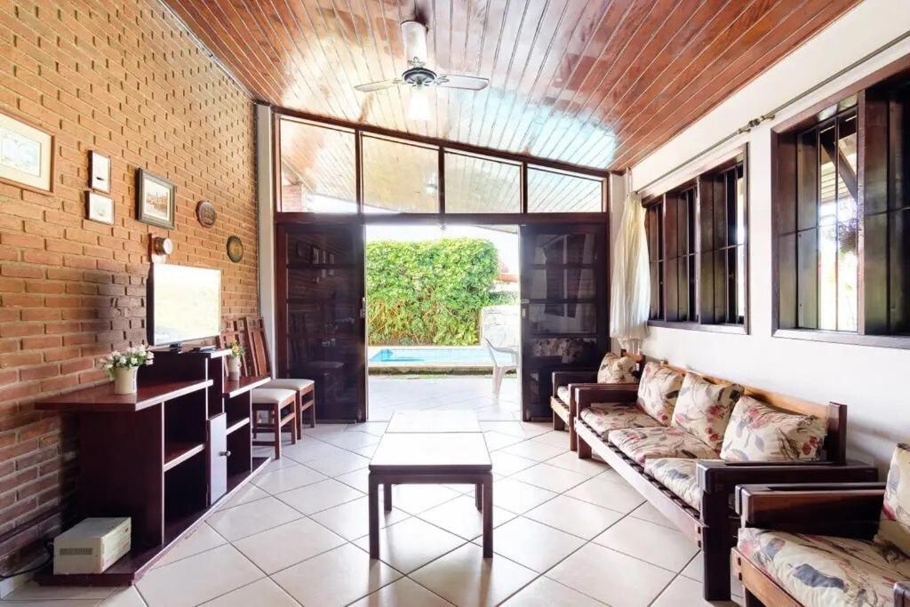 Bh4 - Bh4: Casa Com Piscina Ao Lado Da Grande Pousada Ubatuba