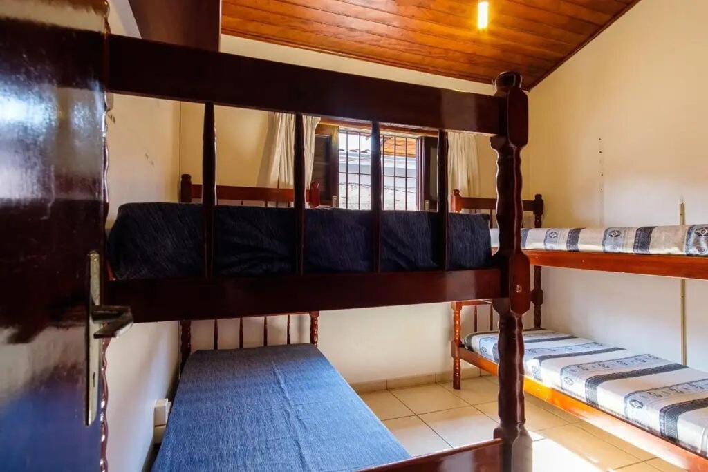Pousada Bh4 - Bh4: Casa Com Piscina Ao Lado Da Grande Ubatuba