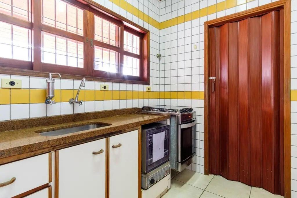 Bh4 - Bh4: Casa Com Piscina Ao Lado Da Grande Ubatuba