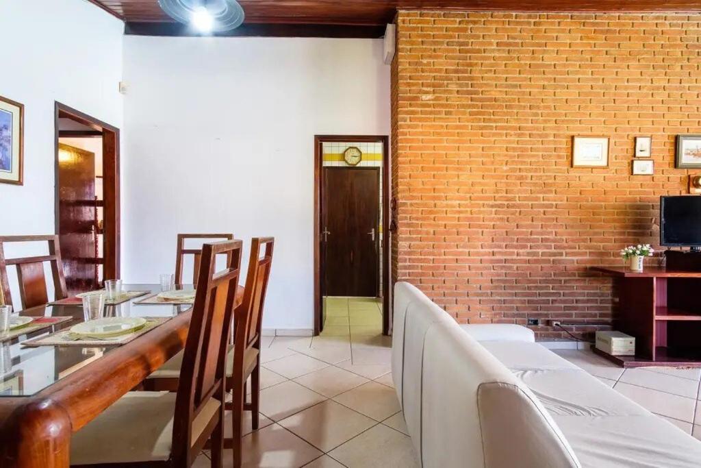 Bh4 - Bh4: Casa Com Piscina Ao Lado Da Grande Pousada Ubatuba