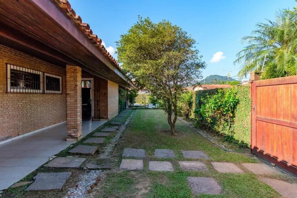 Bh4 - Bh4: Casa Com Piscina Ao Lado Da Grande
